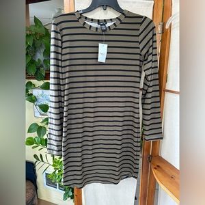 🦋Rue 21 stripped dress